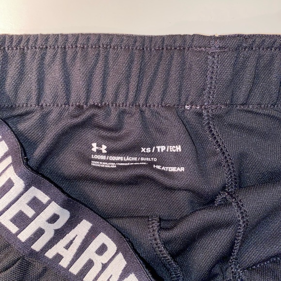 Running shorts - Picture 2 of 2